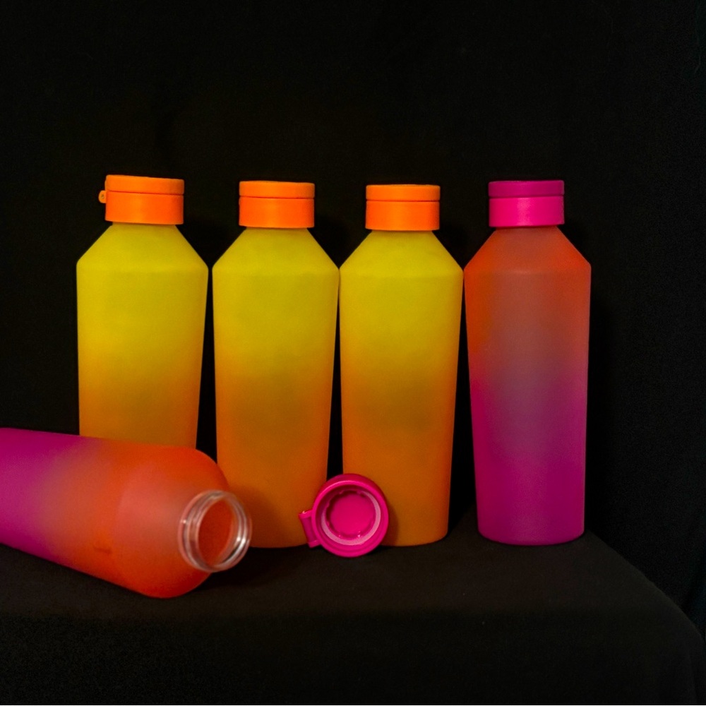 27 oz Sports Bottle with Handle